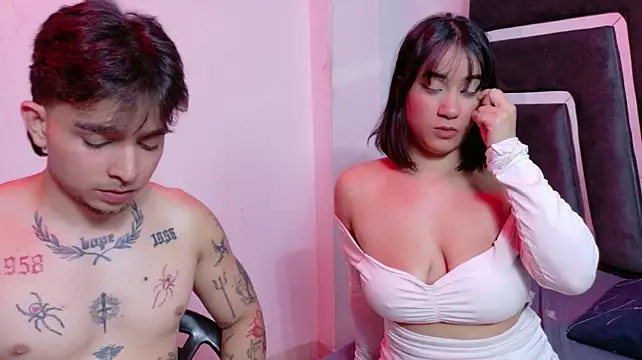 AliceandMax - BITES HER NIPPLES AND CLIT SO HARD