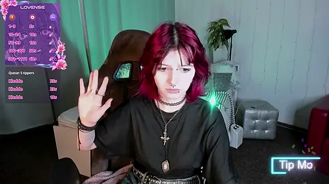 Ashley_Veil - doggy in panties + slaps!!