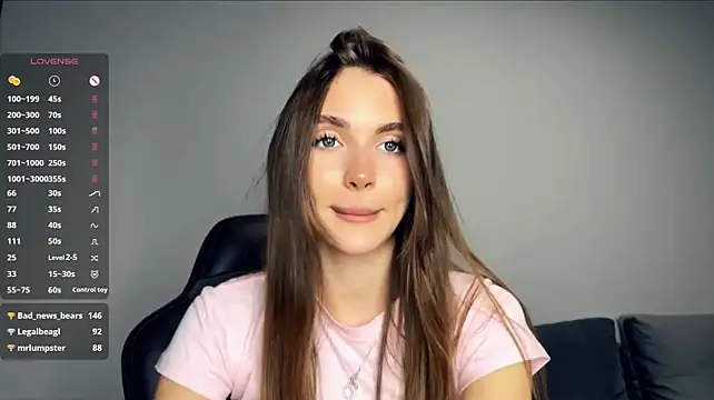 Veluxe - Show my bra and squeeze boobs