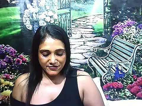 IndianSexyLady20 - Get me naked 😽Gents