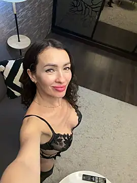 Liza-77 - Show boobs