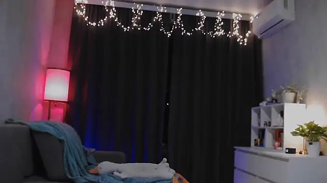 VivienJaques - flash my panties