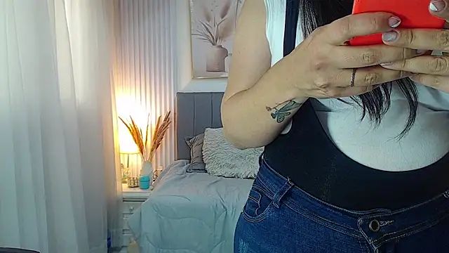 Hade_smt - oil show on my breasts