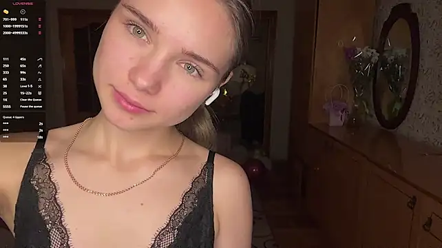 IvelisseCoskrey - I know you wanna touch my boobs :3