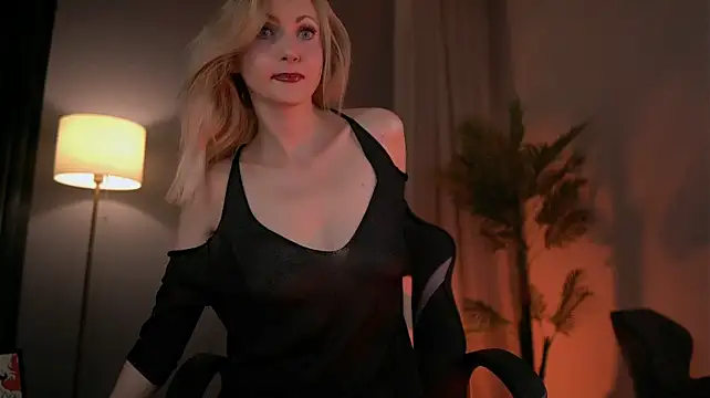 SerenaGrantt - hot mess