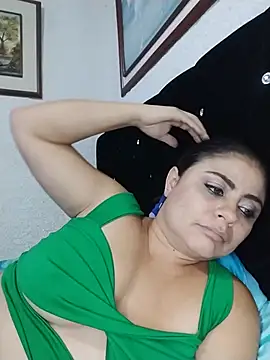 ElizabethWeill - Wet my panties and make me masturbate