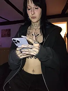 Smokaxhontas - Oil Boobs