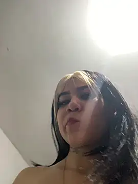Pamela23x - Squirt in your cock