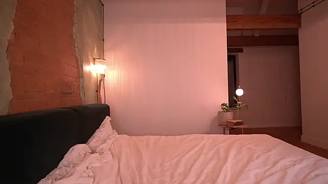 Dreamanaa_ - naked doggy and oil ass