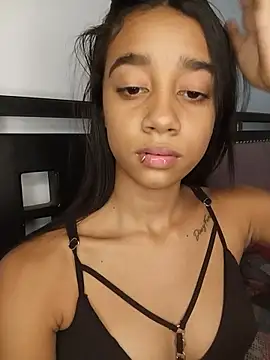 Zoe_Sweett18 - naked +tits show