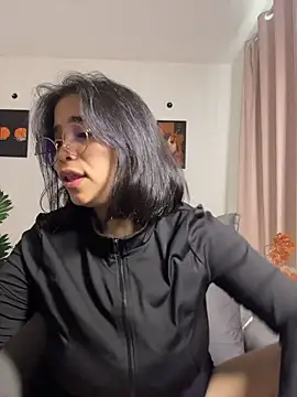 Tati_reyess - show tits