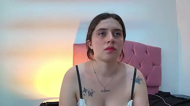 Valery_Velvet - Show Ass
