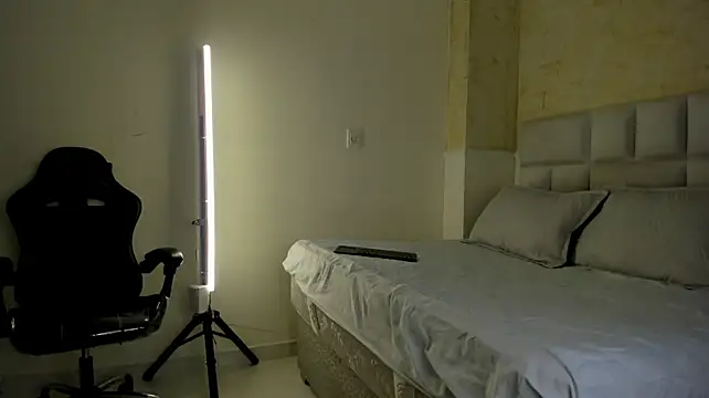 MissyAndNova - naked full