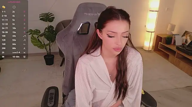 Tinapie - play with pussy in doggy