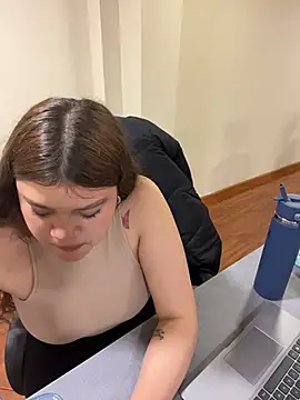 Thara_Fresneda_ - Thara full naked for 2 min
