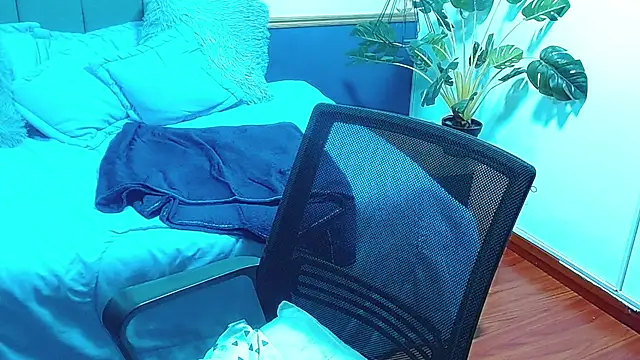 Hazel__z - RIDE DILD PUSSY