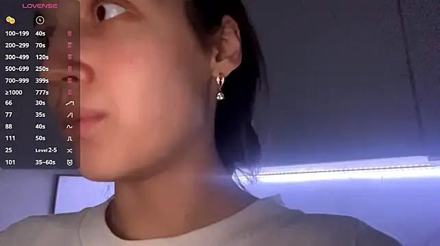 GildaCode - Slap my boobs every 15