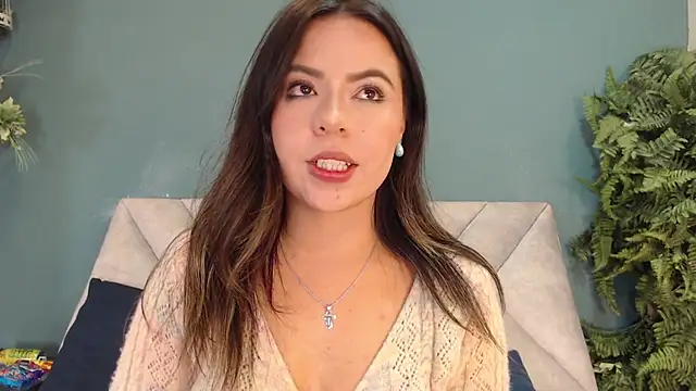 EmmaBellini - Spank ass x10