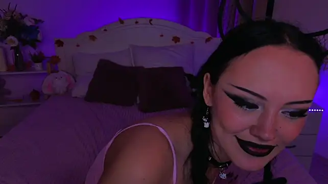 Cassadyy - suck a dildo + fake cum