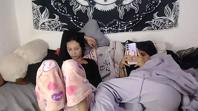 Abby_n_emily - SHOW ASSHOLE