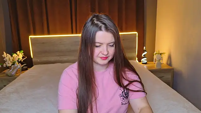 MavkaCute - vibrate my pussy💦💦💦😍😍😍👅👅👅