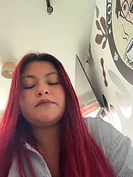 Lia-Moon77 - tits clamps 😈