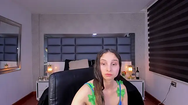 Emilia_Jonnes - full naked