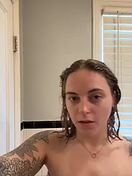 Jaseyrae - Have @landonn lick my nipples