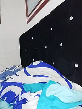 ElizabethWeill - Wet my panties and make me masturbate