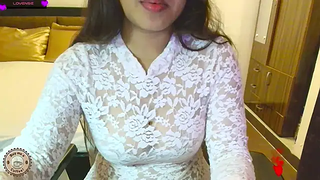 Yara-143 - Naked dildo fuck 🥵🥵