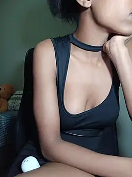 Paris_Layla - 😋😋 Make me wet