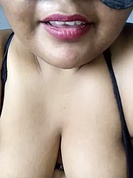 Whitechubby07 - Full body apply oil and nude sexy dance