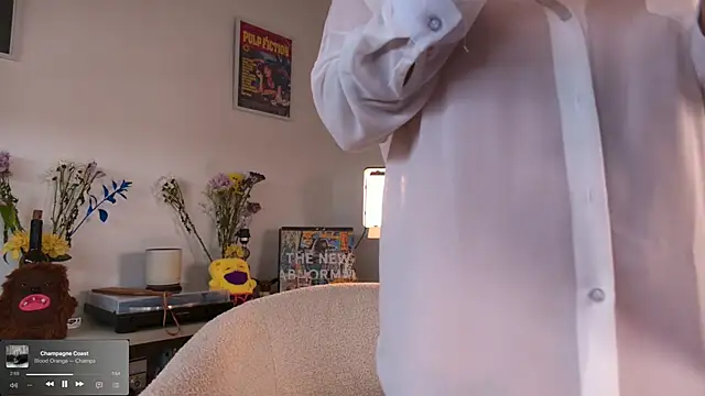 Digitalkissess - GET NAKED!