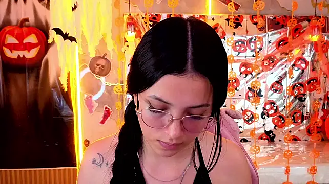 Sophiadoll_tf - Bye Panties and Show Pussy