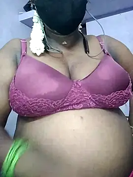 Tamil_manju - Oil on boobs