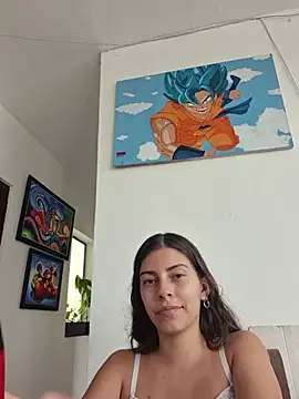 IrisBound - Squeeze tits