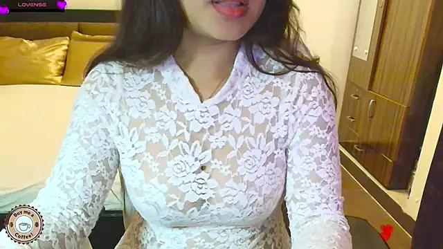 Yara-143 - Naked dildo fuck 🥵🥵