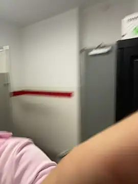 A1lesandra3 - Squirt Naked!💦