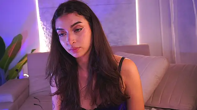 Anne_Wyntheris - Spread and rub pussy
