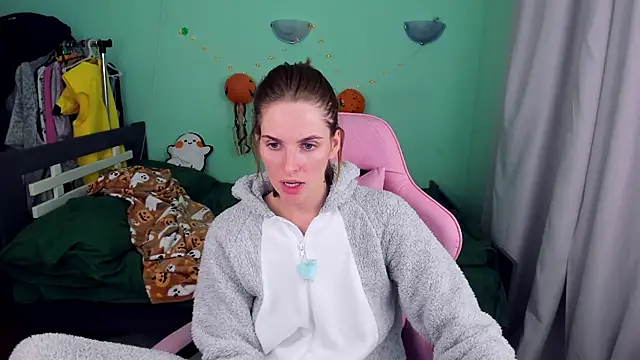 SabrinaRayX - show "banana eats banana"