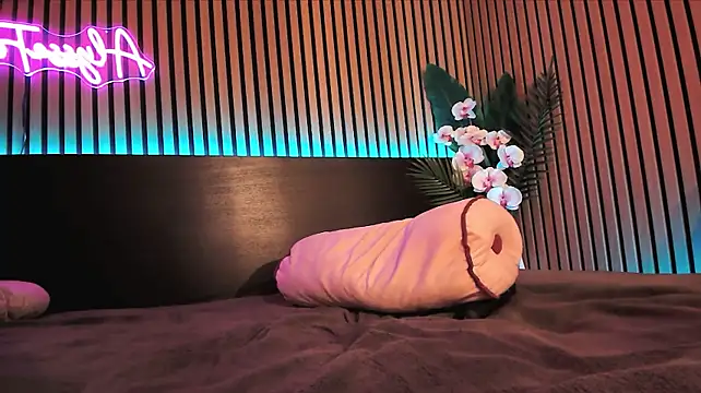 AlyssaFoxx_ - OPEN MY HOLES CLOSEUP🔥
