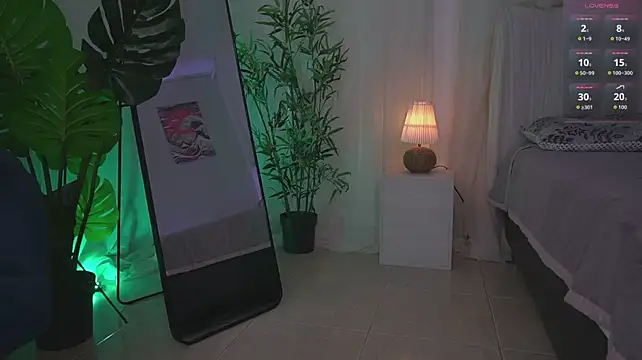 Lia_Sweett_ - Take off top & play with boobs