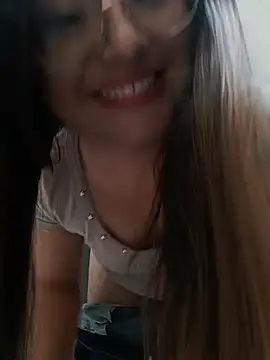 LunaDiaz999 - Boobs outside 2min