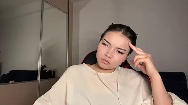 SuperiorCoil - Say hello Mia!