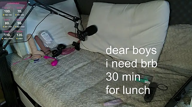 Fluffy_Cloude - fuck pussy with 3-4 fingers