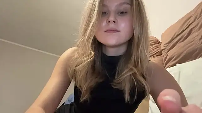ColetteSolverud - HOT PHOTO IN PM