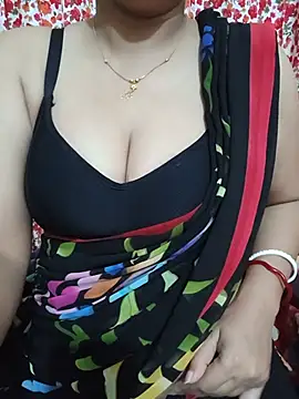 Priya_Boudi - ice on my pussy 🧊🧊