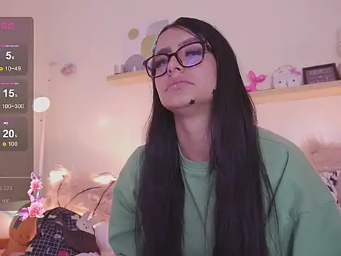 Andrelaa_ - saliva in boobs
