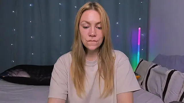 YummyYam - Playing with and Sucking my TITS💦💦💦