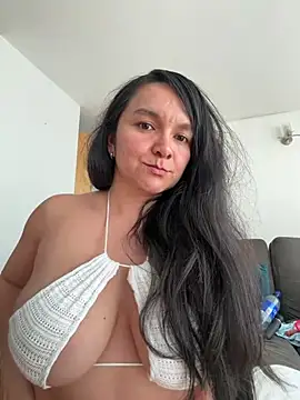 Nova_Gabriela - Come on, baby, let's get naked and feel